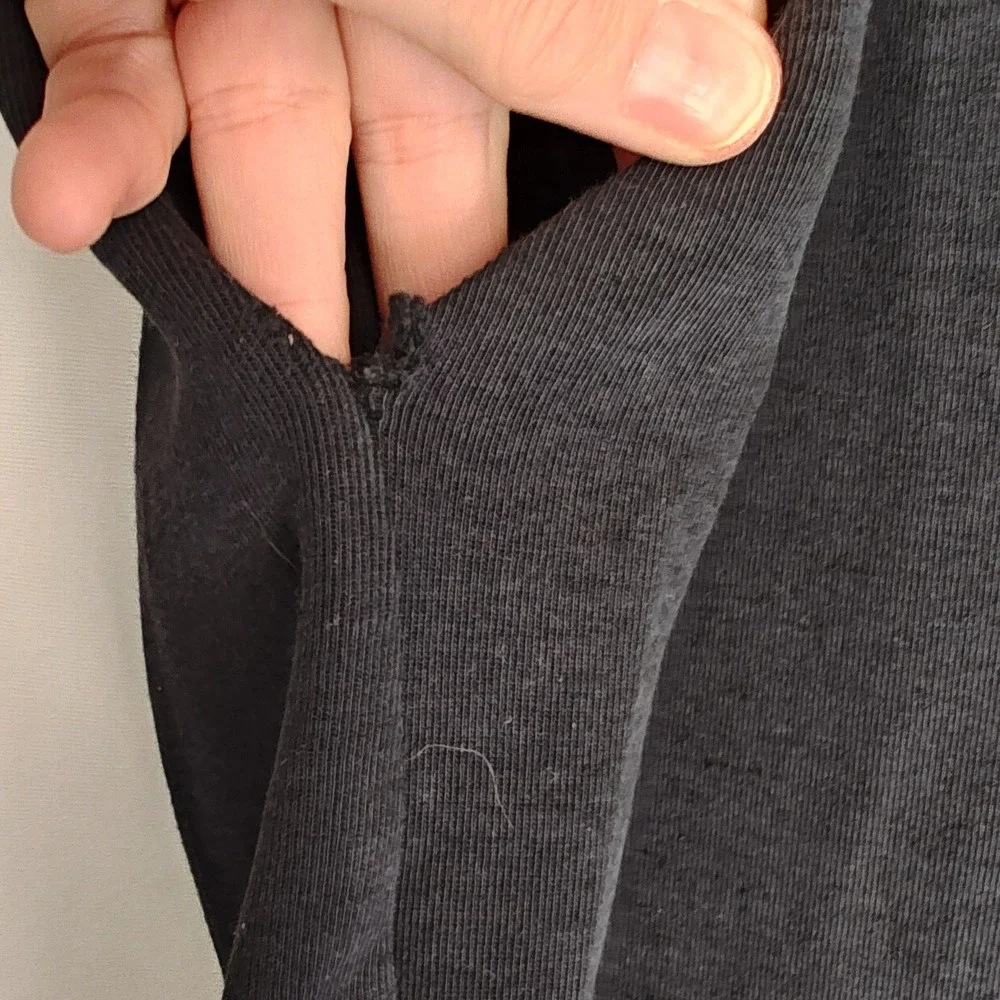 Nike Tech Fleece Joggers‎ Mens Large Black Tapered Cone Sweatpants 928507-011
